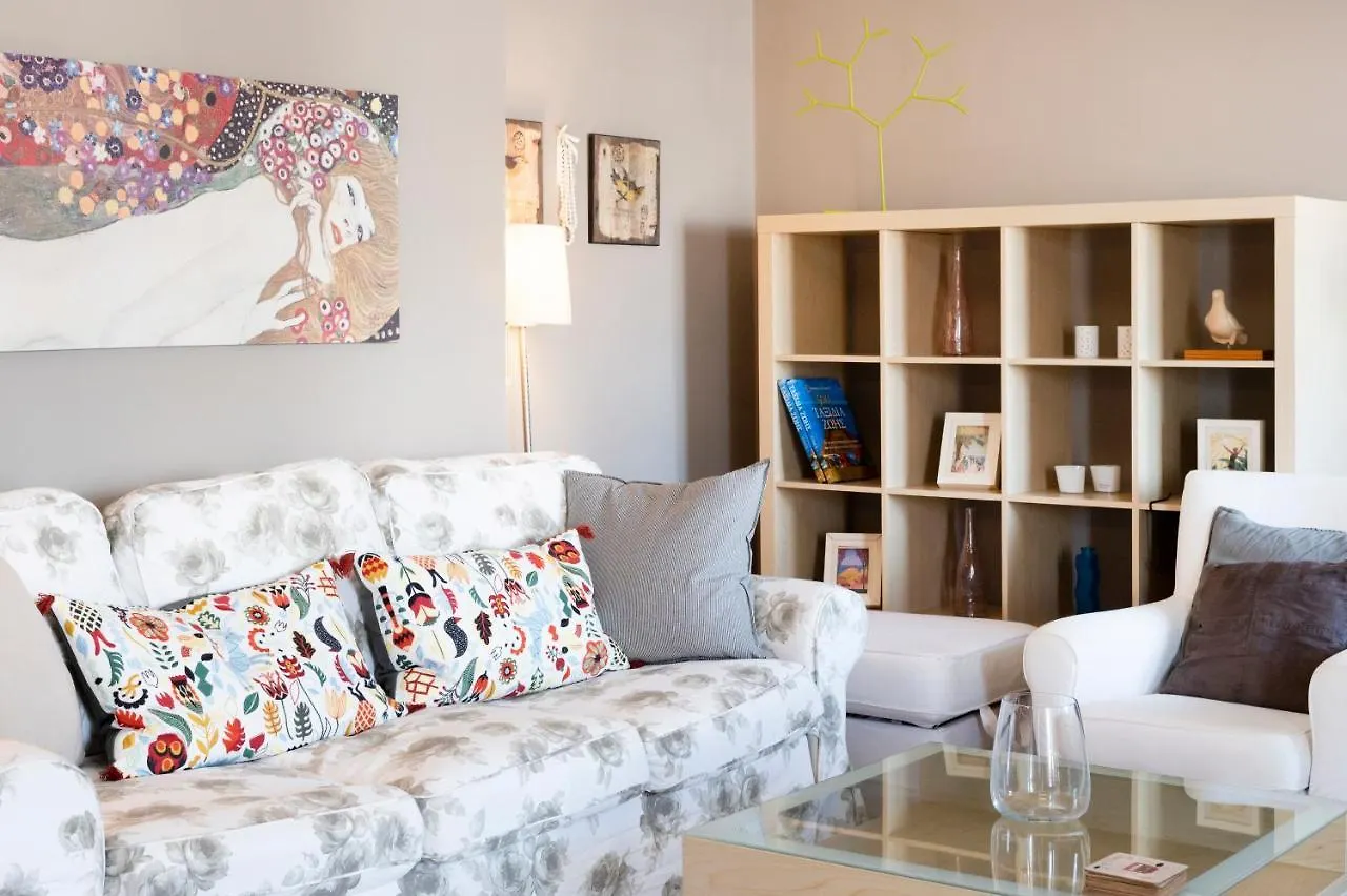 Penelope By Halu!, Central 2-Bd Apartment Selanik