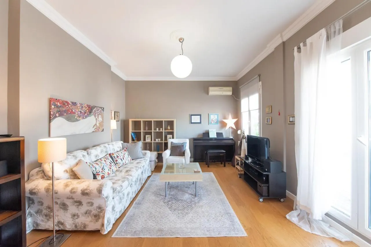 Penelope By Halu!, Central 2-Bd Apartment Selanik